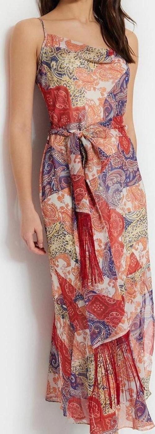 Moda Regular Degaje Yaka Maxi Boy Kuşaklı Püsküllü Şal Desen A Kesim Çan Form Astarlı Dokuma Elbise