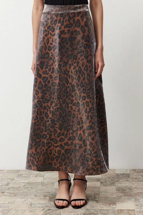 Moda Tesettür Regular Leopar Desen Gündüz Gece Uzun Boy Leopar Desenli Saten Dokuma Etek