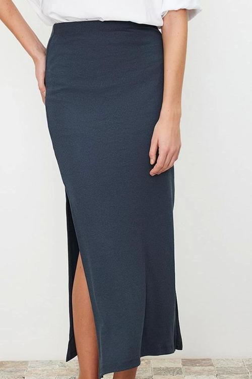 Moda Slim Günlük Maxi Boy Yırtmaç Detaylı Vücuda Oturan Yüksek Bel Fitilli Esnek Maxi Örme Etek