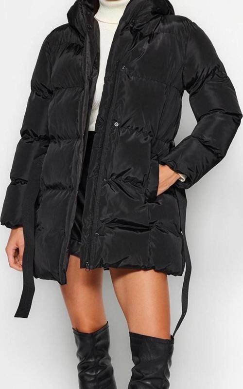 Tasarım Düz Astarlı Yaka Midi Regular Kapüşonlu Kadın Regular Kuşaklı Su İtici Şişme Mont