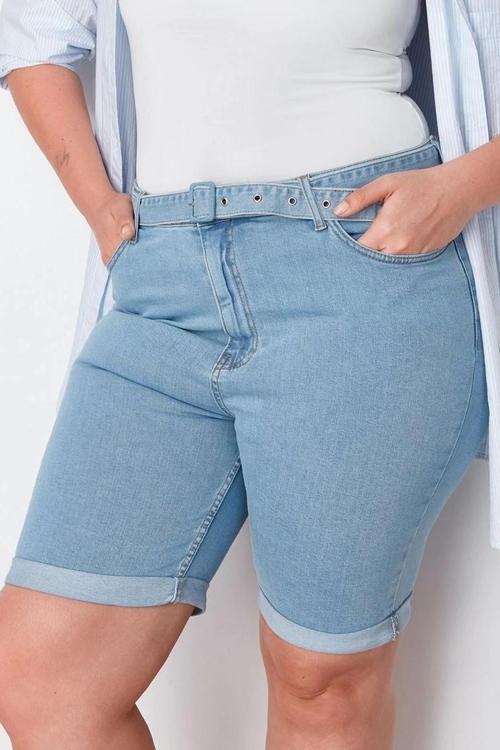 Büyük Beden Moda Denim Yüksek Bel Dar Paça Gündelik Açık Mavi Kemerli Esnek Skinny Denim Şort