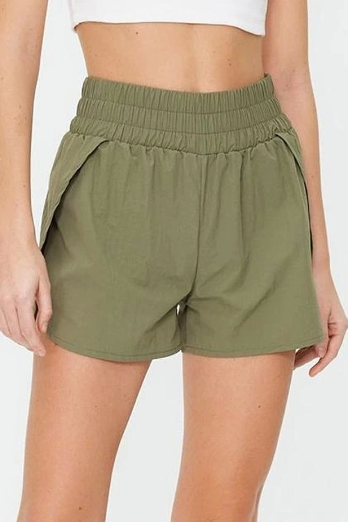Moda Dokuma Yüksek Bel Geniş Paça Sportswear Haki Bel Cep Detaylı Paraşüt Kumaş Spor Şort