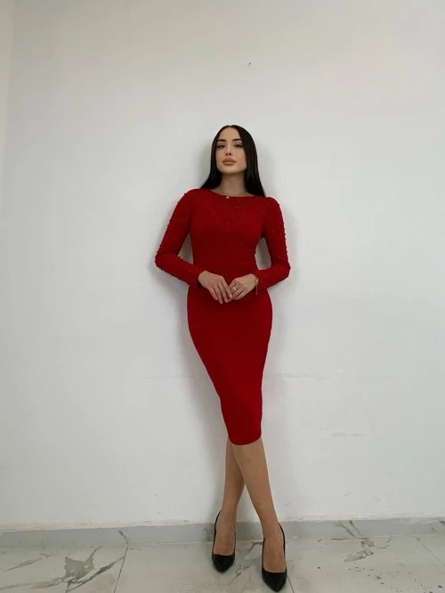 Kadın Midi Boy Uzun Kol Özel Tasarım Boncuk İşlemeli Trend Elbise