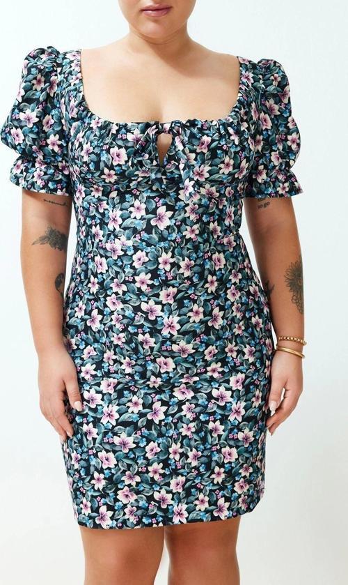 Moda Rahat Casual Günlük Krep Dokuma Kalp Yaka Kısa Kol Basic Midi Boy Büyük Beden Elbise