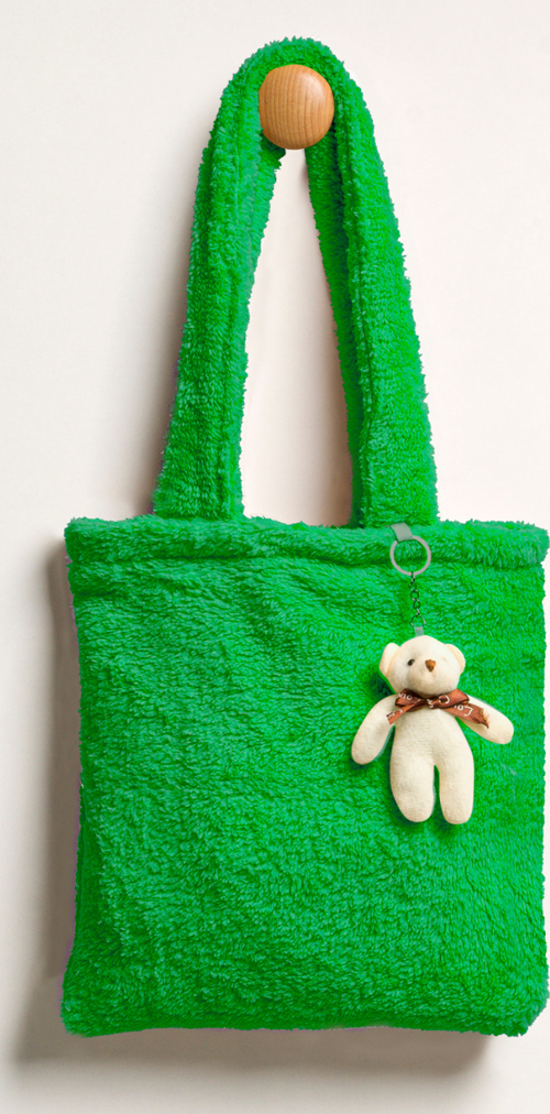 Kız Çocuk İçi Astarlı Ayıcık Detaylı Peluş Çanta
