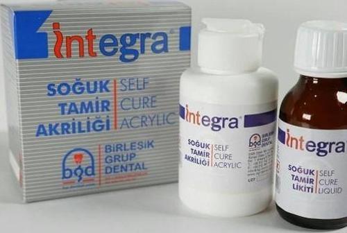 İntegra Diş Hekimliği Fakültesi Öğrencileri İçin Soğuk Tamir Akriliği 80 gr Akrilik + 50 ml Likit (Pembe)