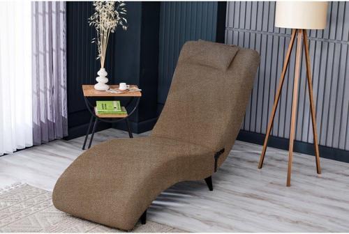 Hera Desenli Çok Renkli Kumaş Kademeli Rahat Oturumlu Plastik Ayaklı Tv Koltuğu - Şezlong 63x121 cm