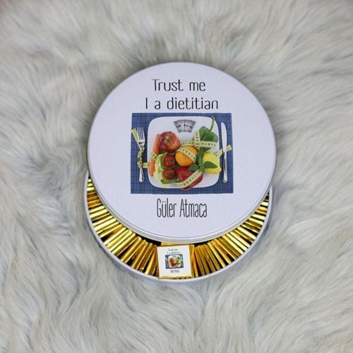 Trust Me I A Dietitian Metal Kutuda Çikolata 100 Adet