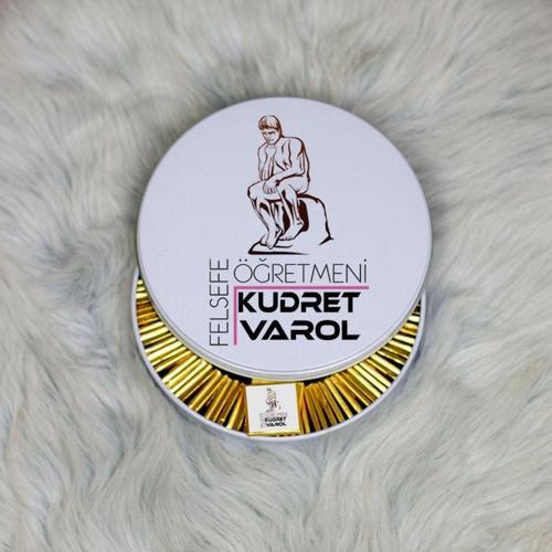 Felsefe Öğretmeni Metal Kutuda Çikolata 100 Adet