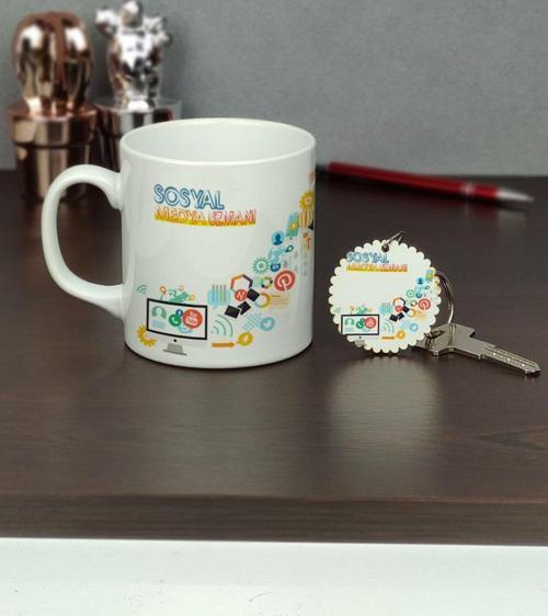 Sosyal Medya Uzmanı Kupa Bardak Ve Anahtarlık Set