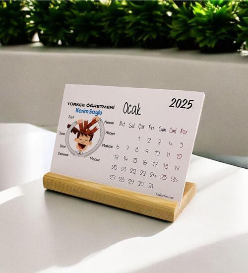 2025 Türkçe Öğretmeni Masa Takvimi
