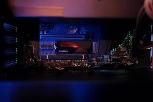 990 PRO M.2 SSD MZ-V9P2T0CW 4TB