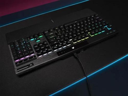 K70 RGB MK.2 SE Mechanical RAPIDFIRE Oyuncu Klavyesi K70 RGB PRO	 Siyah