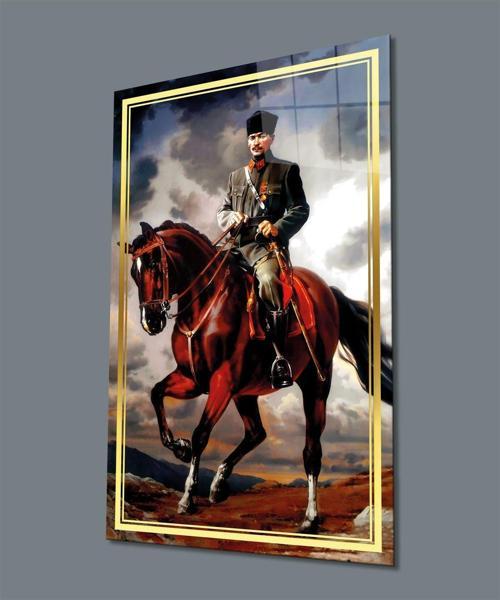 Gold Şerit At Üzerinde Atatürk Cam Tablo, Uv Baskılı Ve Temperli, Hediyelik