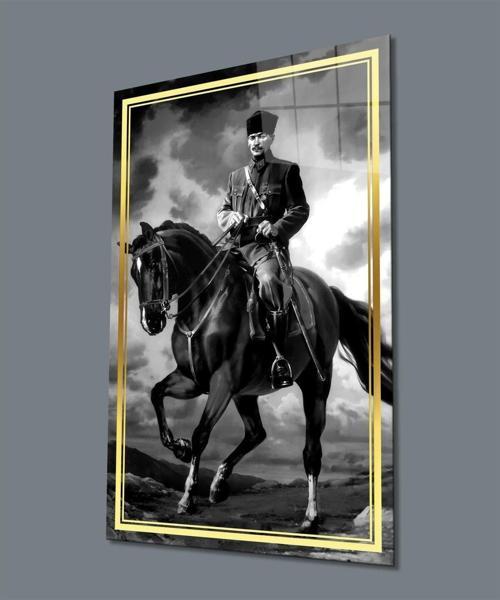 Atatürk At Üstünde Siyah Beyaz Cam Tablo Hediyelik Büyük Tablo Ev Ofis Dekoru