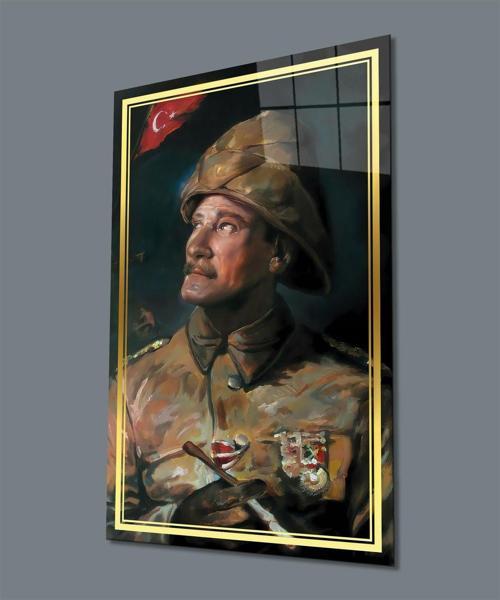 Gold Şerit Yapay Zeka Üniformalı Atatürk Cam Tablo, Uv Baskılı Ve Temperli, Hediyelik