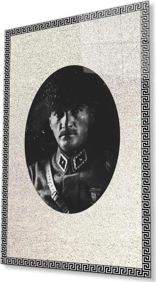 Çerçeveli Atatürk Cam Tablo 4Mm Dayanıklı Temperli Cam, Framed Atatürk Glass Wall Art
