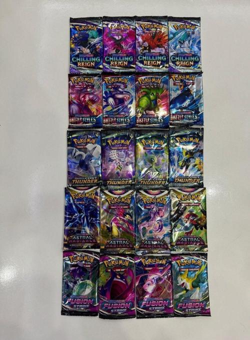 Pokemon Oyun Kartı 5 Set Bir Arada Toplam 20 Paket Pokemon Kart