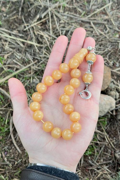 Krem Rengi 17'lik Sıkma Kehribar Tesbih