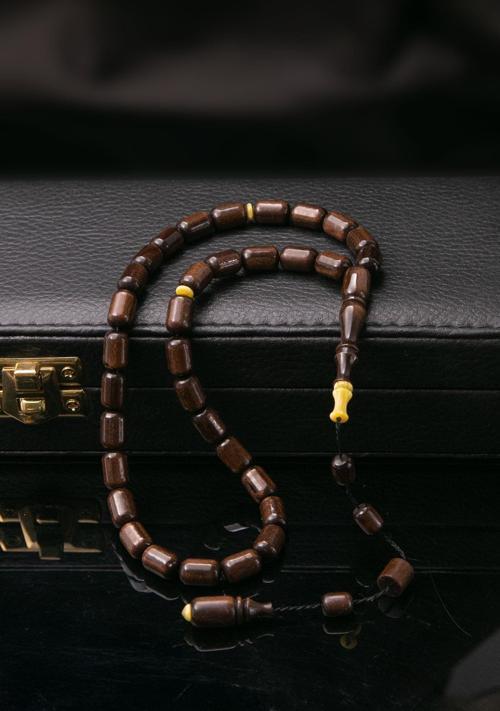 Özel İşçilik Kapsül Koyu Kahverengi Sıkma Kehribar Tesbih