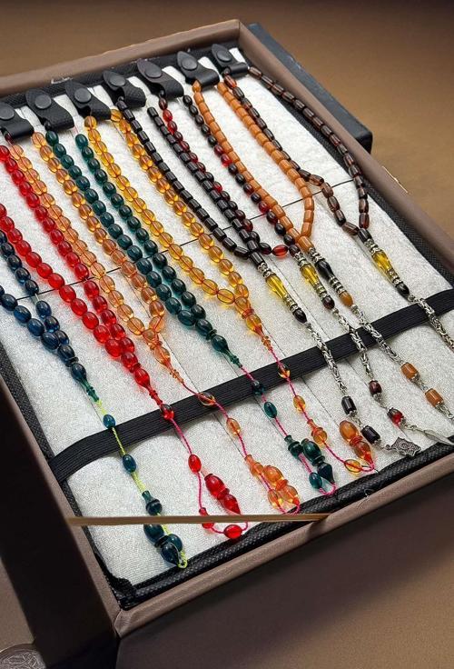 Deri Kutusunda Özel Seri 9 Adet Sıkma Kehribar Seti