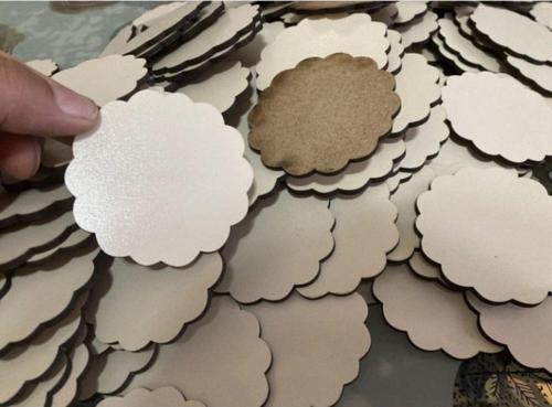 100 Adet Uv Baskı İçin 6X6 Cm Krem Ahşap Kesim Çiçek Magnet Baskısı İçin Ahşap