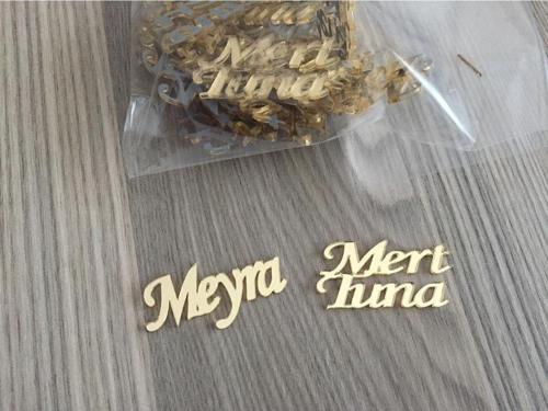 25 Adet 4X2 Cm Pleksi İsim Arkası Bantlıdır