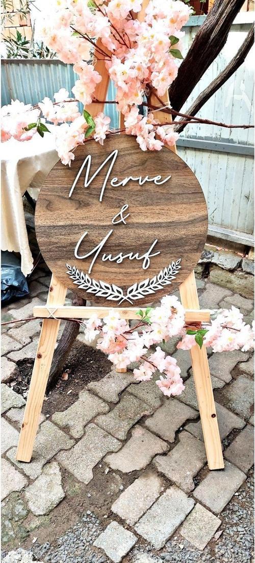 Kişiye Özel 50X50 Cm Ahşap Mdf Beyaz Yazı Yuvarlak Karşılama Panosu
