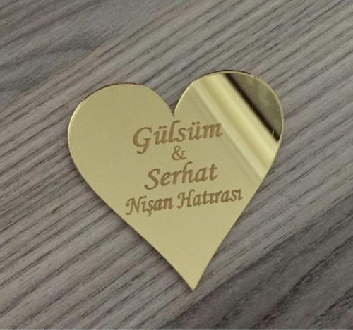 25 Adet 6 Cm Pleksi Kalp Süs Ve Mıknatıs Yoktur