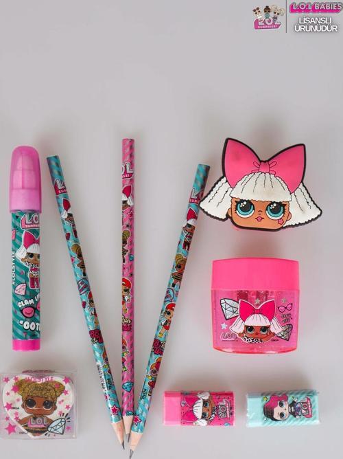 LİSANSLI L.O.L. SURPRISE 9 PARÇA KIRTASİYE SETİ 3 ADET KURŞUN KALEM,4 ADET SİLGİ,2 ADET Kalemtıraş