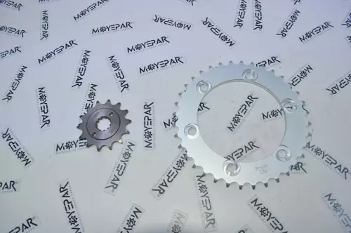 485-304 RK RK DİŞLİ HONDA CBR 250 R 14-18