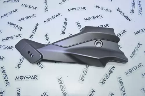 RK 4071 RKS TİTANİK ARKA BASAMAK PLASTİĞİ SAĞ