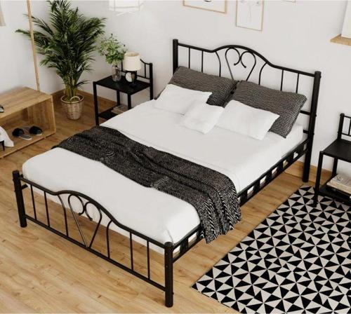 Orkide Çift Kişilik Ferforje Siyah Metal Karyola 180x200
