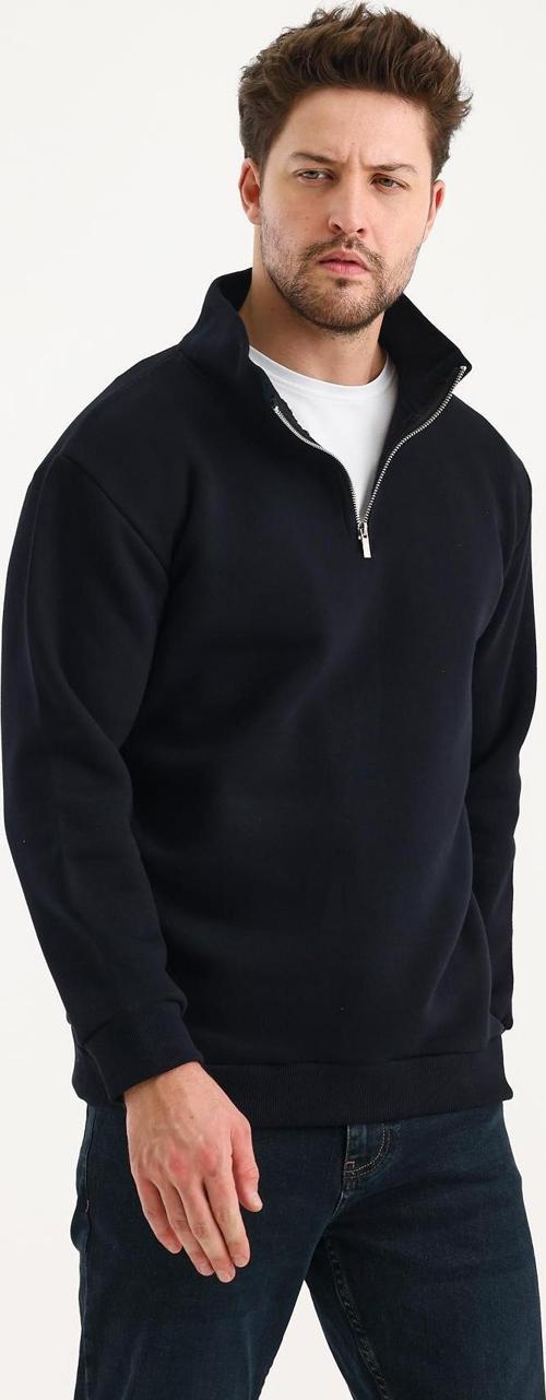 Yarım Fermuarlı Dik Yaka Sweatshirt