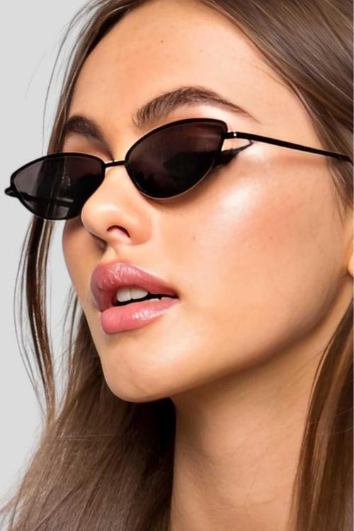 Unisex Xenia Siyah Çerçeveli Güneş Gözlüğü