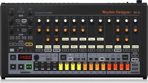 BEHRINGER Çift Mod Filtreli Klasik Analog Davul Makinesi