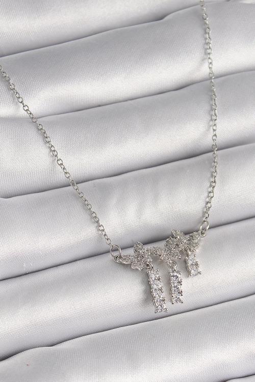 Gümüş Renk Zincir Zirkon Taşlı Kelebek Model Sallantı Detay Kadın Kolye - EBJ241228W30261