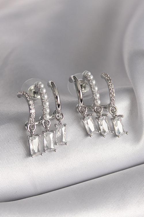 Gümüş Renk İnci Detay Sallantı Zirkon Taşlı Kadın Küpe - EBJ241214W29908