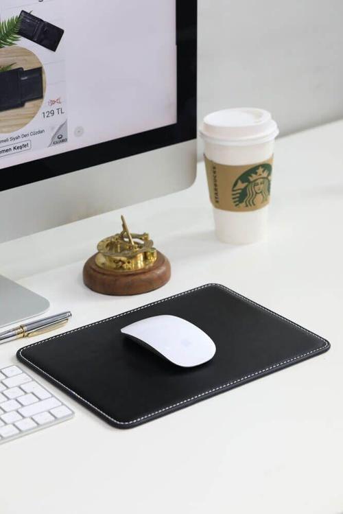 Siyah Hakiki Deri Dikiş Detaylı Mouse Pad 26 x 20 cm - GRD2502WT1041