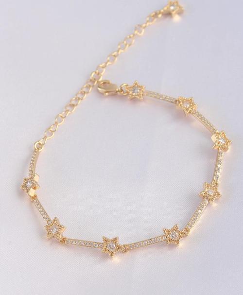 Vip Seri Pirinç Zirkon Taşlı Gold Renk Halley Model Bileklik