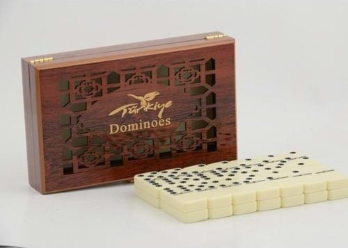 Ahşap Kutulu Domino Oyunu