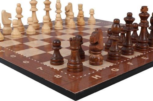Çantalı Küçük Boy Ahşap Taşlı Satranç Takımı