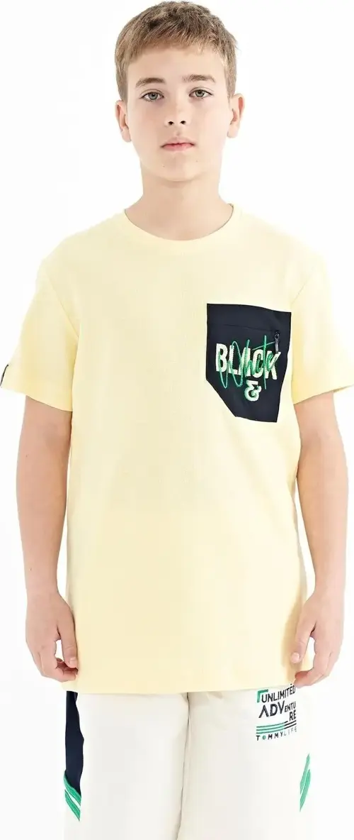 Sarı Ön Cepli Nakış Detaylı O Yaka Standart Kalıp Erkek Çocuk T-Shirt - 11116