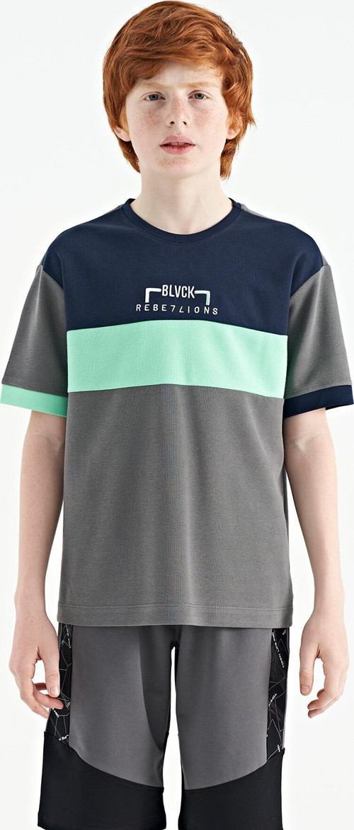Koyu Gri Renk Geçişli Nakışlı Oversize Erkek Çocuk T-Shirt - 11159