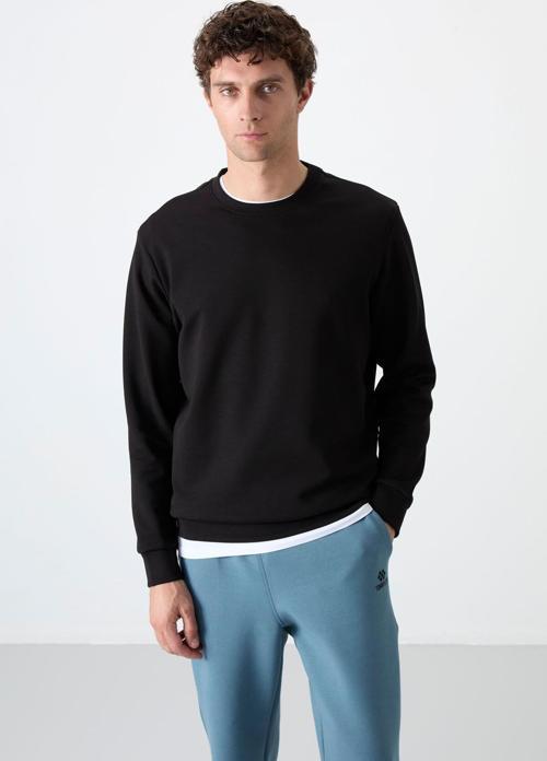 Siyah Basic O Yaka Rahat Form Erkek Sweatshirt - 88053