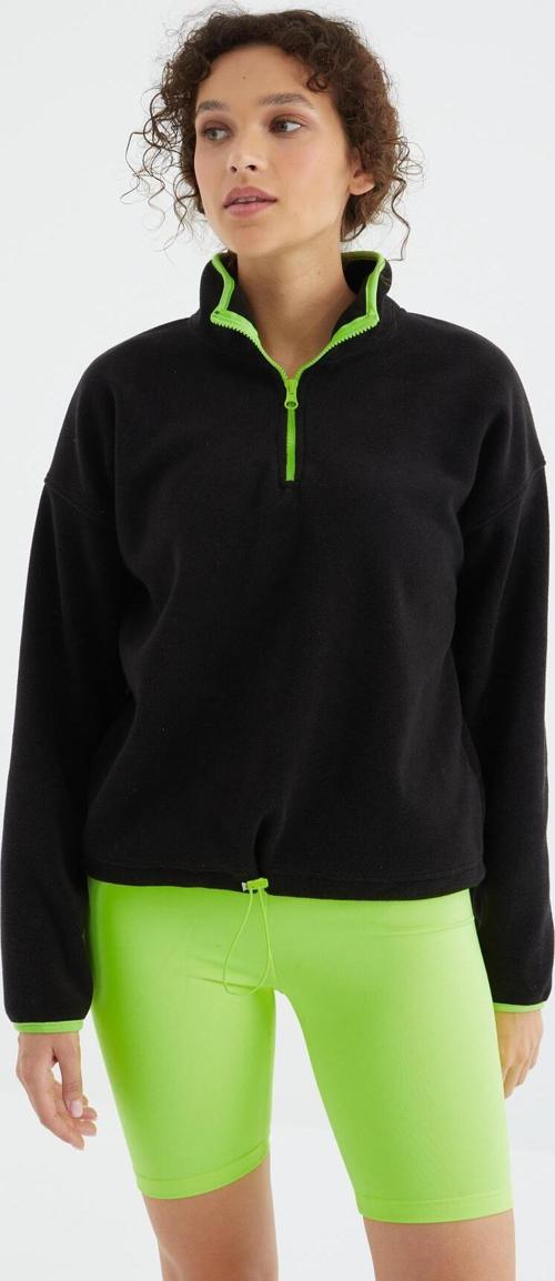 Siyah Yarım Fermuar Etek Ucu Büzgülü Dik Yaka Oversize Kadın Polar Sweatshirt - 97234