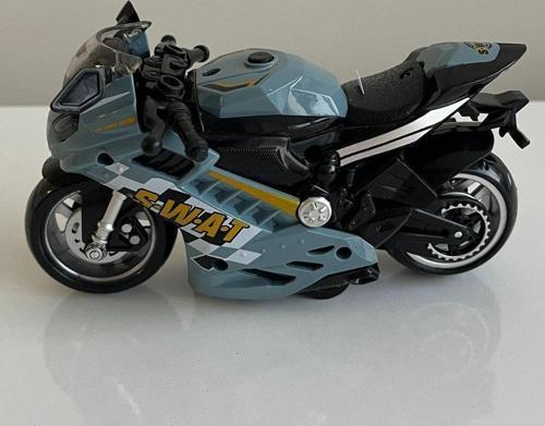 Oyuncak Motosiklet Şık Görünümlü Çek Bırak Işıklı ve Sesli Renkli 15 Cm - Mavi Su Dünyası
