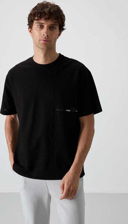 Siyah Pamuklu Kalın Yüzeyi Dokulu Oversize Fit  Baskılı Erkek T-Shirt - 88370