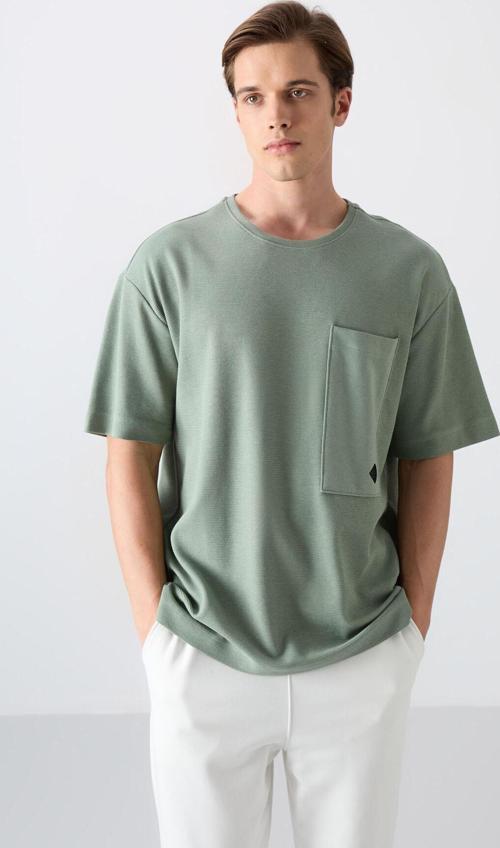 Açık Yeşil Pamuklu Kalın Yüzeyi Dokulu Oversize Fit Basic Erkek T-Shirt - 88341