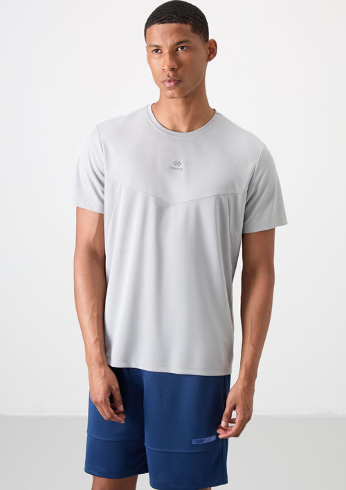 Gri Polyester Nefes Alan Dokulu İnce Esnek Standart Fit Erkek Performans T-Shirt - 88391